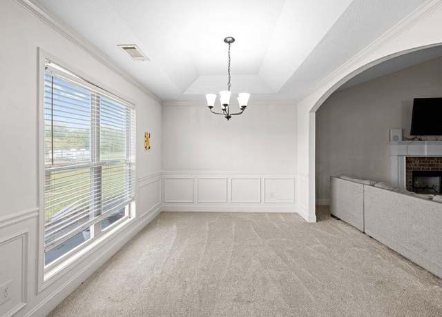 Property at 84 Morningdale Cir, Winder, GA 30680, 4 beds, 2.5 baths