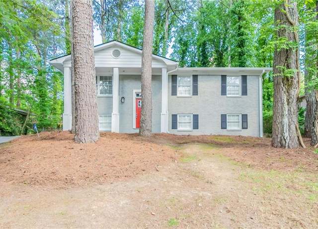 Property at 2922 Carriage Ln, Atlanta, GA 30349, 5 beds, 2 baths