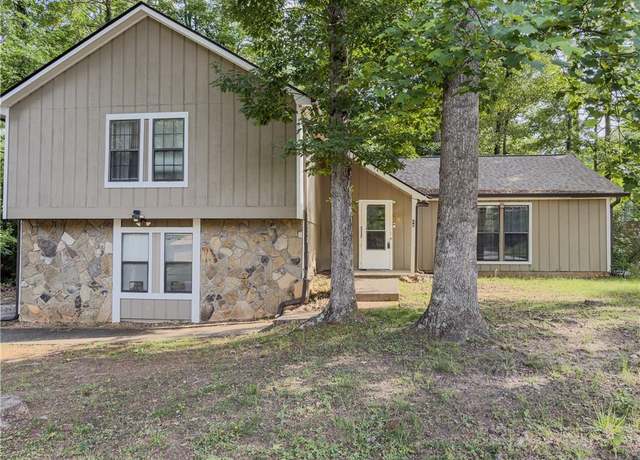 Property at 5334 Post Road Pass, Stone Mountain, GA 30088, 4 beds, 2.5 baths