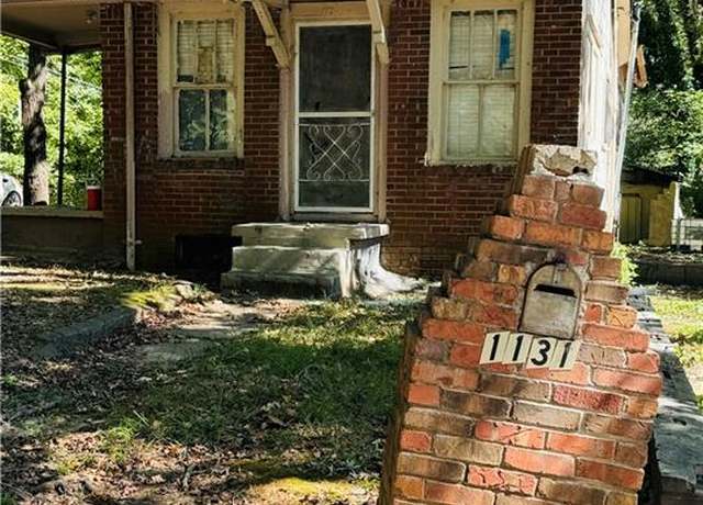 Property at 1131 Cato St NW, Atlanta, GA 30318, 3 beds, 1 bath