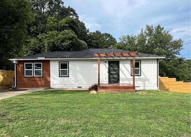 Property at 1705 NW Mary George Ave, Atlanta, GA 30318, 4 beds, 2 baths