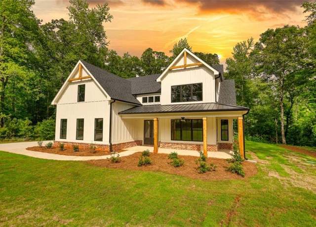 Property at 90 Peninsula Dr, Monticello, GA 31064, 4 beds, 3.5 baths