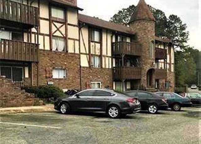 Property at 215 Camelot Dr, Atlanta, GA 30349, 1 bed, 1 bath
