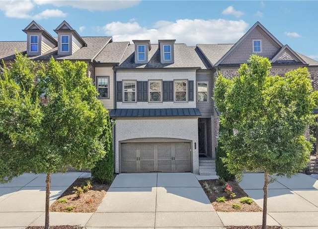 Property at 1005 Milhaven Dr, Roswell, GA 30076, 3 beds, 3.5 baths