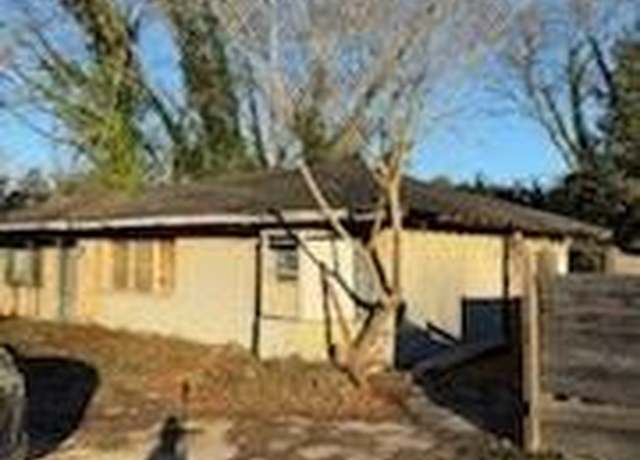 Property at 1019 Sparkle Ave, Macon, GA 31217, 2 beds, 1 bath