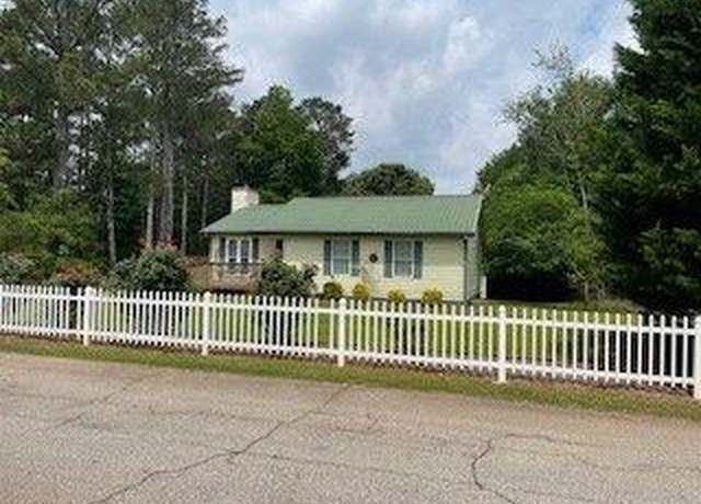 Property at 173 Elder Dr, Social Circle, GA 30025, 3 beds, 2 baths