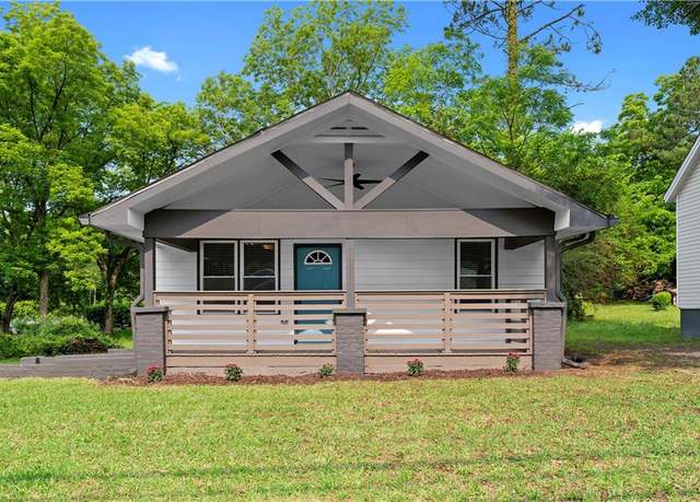 Property at 2209 Browns Mill Rd SE, Atlanta, GA 30315, 3 beds, 2 baths