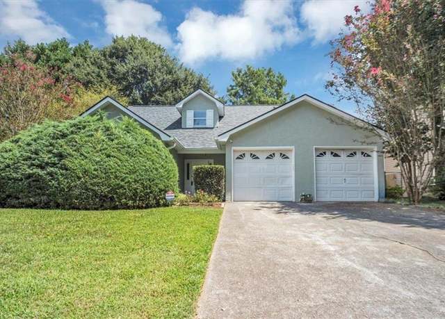 Property at 3776 Westchase Dr, Marietta, GA 30066, 3 beds, 3 baths