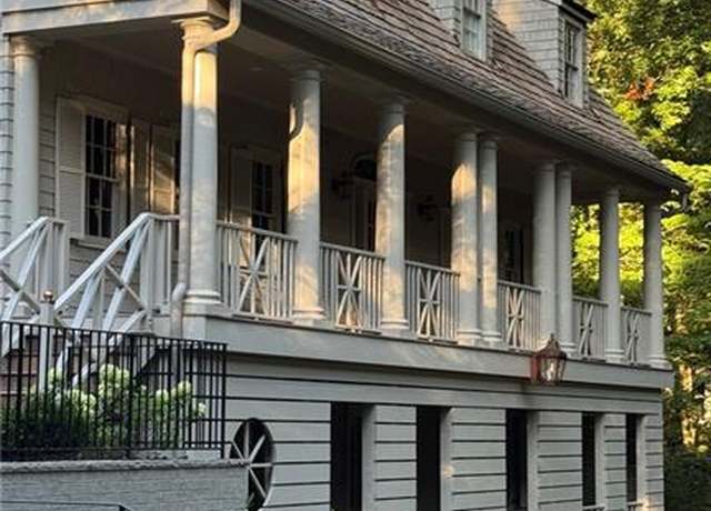 Property at 3990 Paces Ferry Rd NW, Atlanta, GA 30327, 7 beds, 7.5 baths