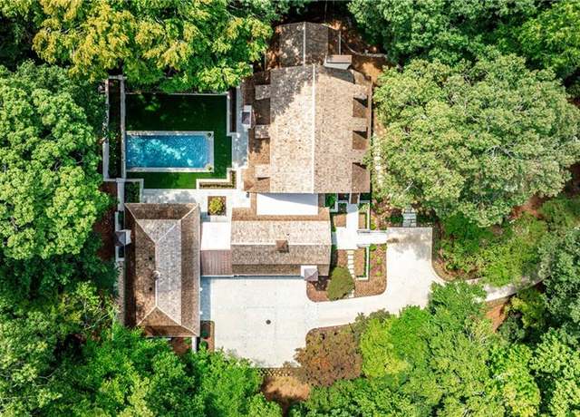 Property at 3990 Paces Ferry Rd NW, Atlanta, GA 30327, 7 beds, 7.5 baths