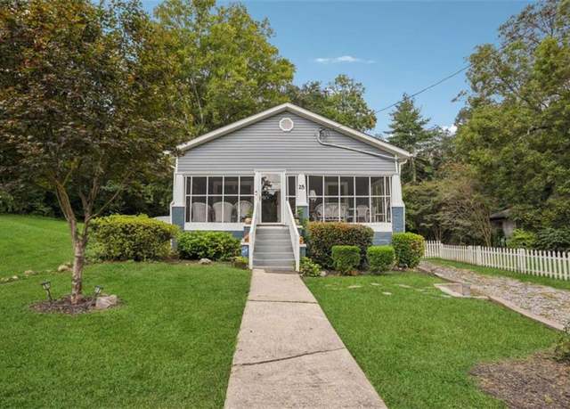 Property at 25 Johnson Rd, Atlanta, GA 30318, 3 beds, 1 bath