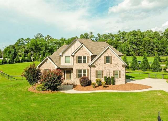 Property at 1050 Branch Farm Pt, Bogart, GA 30622, 4 beds, 3.5 baths
