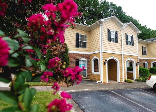 Property at 122 Summer Pl, Norcross, GA 30071, 2 beds, 2.5 baths