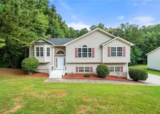Property at 1575 Cedar Hl, Douglasville, GA 30134, 4 beds, 2 baths