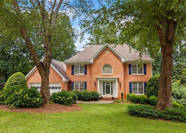 Property at 2205 Parliament Dr, Lawrenceville, GA 30043, 4 beds, 2.5 baths