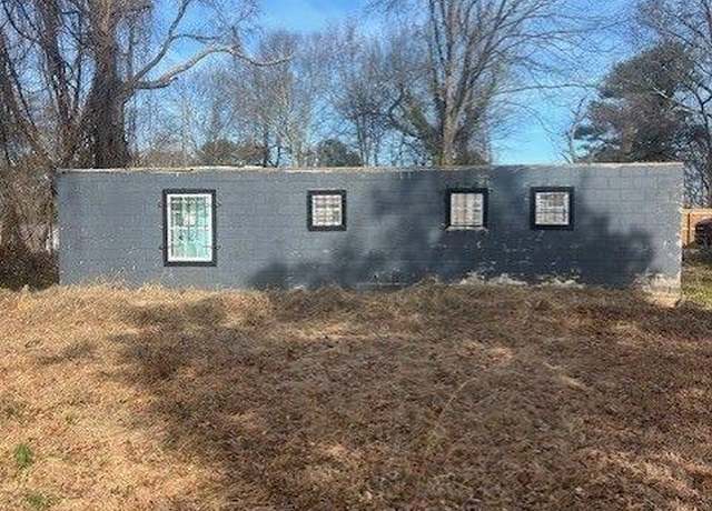 Property at 2025 Moody Dr SW, Atlanta, GA 30315