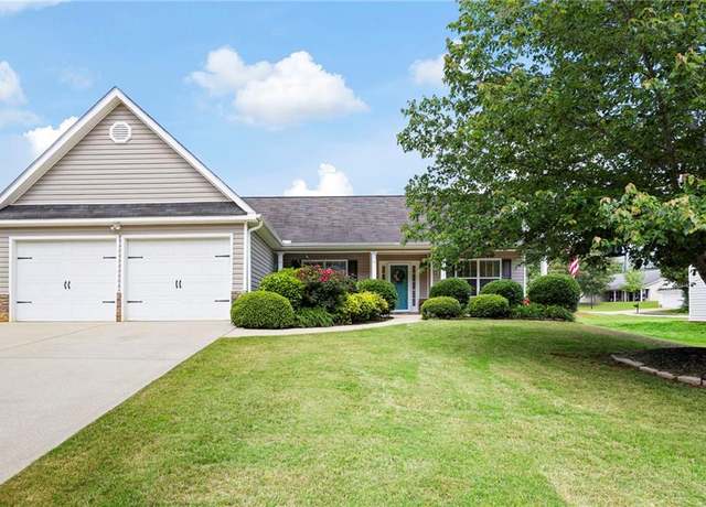 Property at 102 Autumn Brooke Trl, Dallas, GA 30157, 3 beds, 2 baths