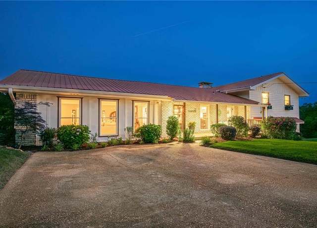 Property at 27 Graham Rd, Dallas, GA 30132, 4 beds, 2 baths