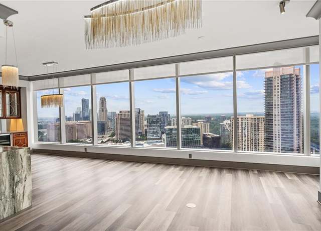 Property at 3630 Peachtree Rd NE #2207, Atlanta, GA 30326, 2 beds, 2.5 baths