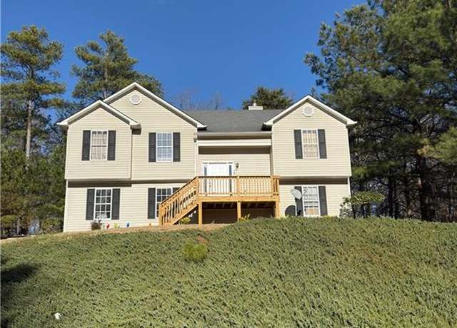 Property at 3672 Misty Oak Dr, Flowery Branch, GA 30542, 4 beds, 3 baths