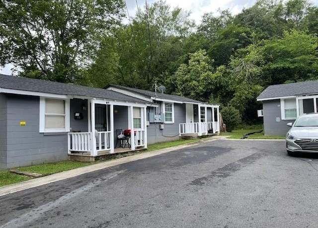 Property at 372 Grier St, Macon, GA 31204