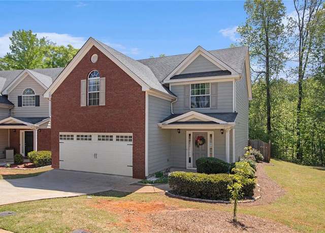 Property at 5 Stony Oak Dr, Newnan, GA 30263, 4 beds, 2.5 baths