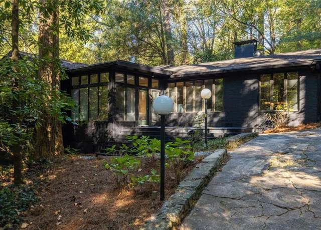 Property at 922 Barton Woods Rd NE, Atlanta, GA 30307, 4 beds, 4 baths