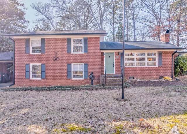 Property at 23 Westwood Cir, Rome, GA 30165, 3 beds, 2 baths