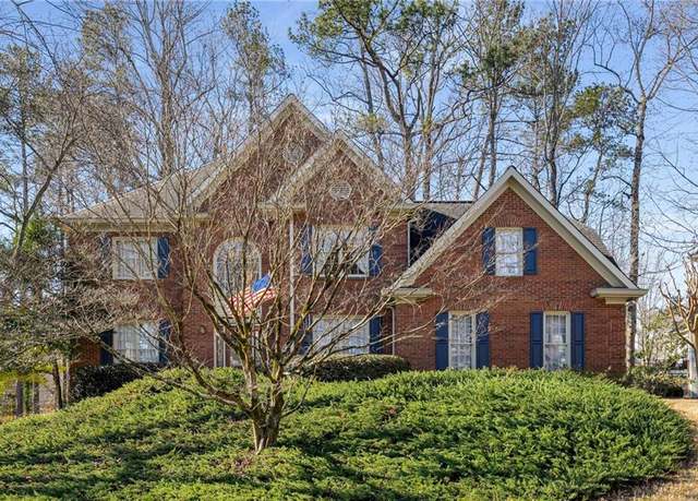 Property at 2212 Austin Lake Dr SE, Smyrna, GA 30082, 4 beds, 2.5 baths