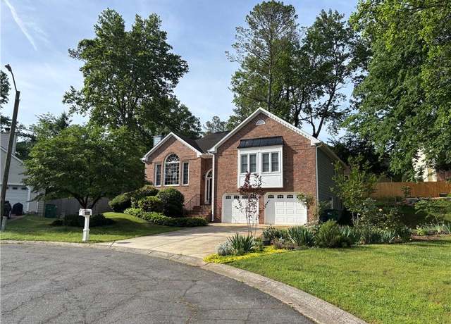 Property at 504 Radford Ct, Woodstock, GA 30188, 3 beds, 2 baths