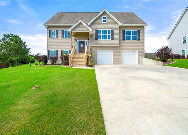Property at 304 Kodiak Rd, Carrollton, GA 30117, 3 beds, 3 baths