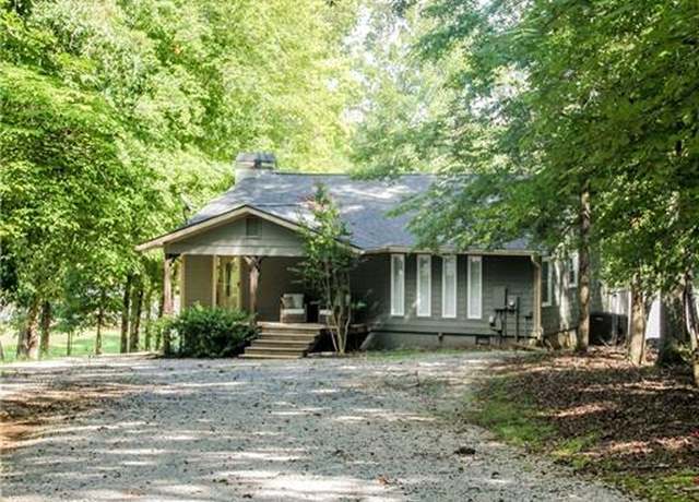 Property at 2161 Sugar Creek Trl, Buckhead, GA 30625, 2 beds, 2 baths