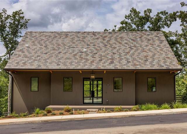 Property at 1072 Lupo Loop, Chattahoochee Hills, GA 30268, 4 beds, 4.5 baths