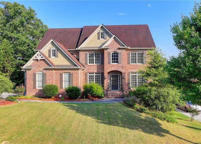 Property at 1755 Riverpark Dr, Dacula, GA 30019, 5 beds, 4 baths