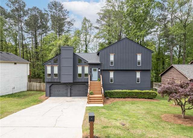Property at 315 Mckees Rock Ln, Lawrenceville, GA 30044, 4 beds, 3 baths