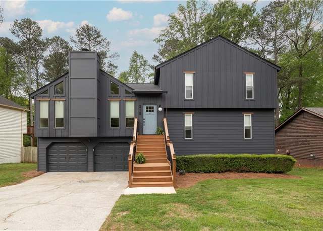 Property at 315 Mckees Rock Ln, Lawrenceville, GA 30044, 4 beds, 3 baths