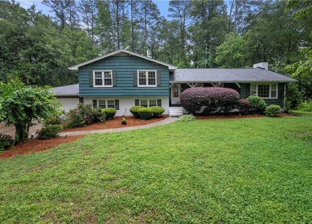 Property at 2240 Murdock Rd, Marietta, GA 30062, 3 beds, 2 baths