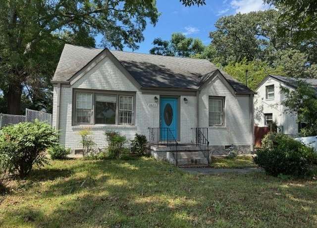 Property at 2620 Northview Ave, Decatur, GA 30032, 4 beds, 2 baths