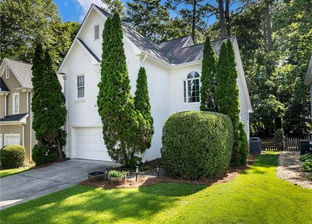 Property at 2348 Logan Cir NE, Brookhaven, GA 30319, 3 beds, 2.5 baths