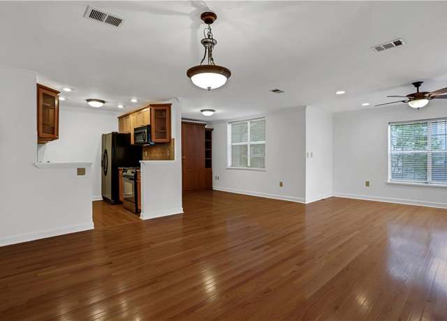 Property at 3655 Habersham Rd NE Unit 254B, Atlanta, GA 30305, 1 bed, 2 baths