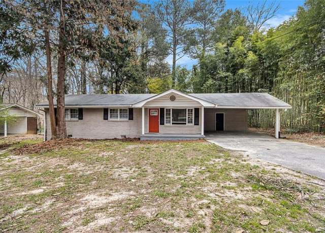 Property at 6510 Hazel St, Lithia Springs, GA 30122, 3 beds, 1.5 baths