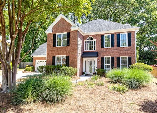 Property at 11140 Brookhollow Trl, Alpharetta, GA 30022, 4 beds, 2.5 baths