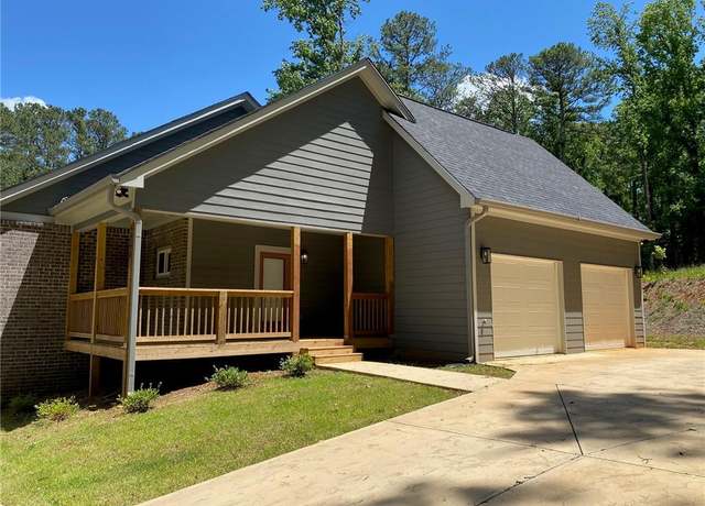Property at 5950 Lynfield Dr, Atlanta, GA 30349, 3 beds, 2.5 baths
