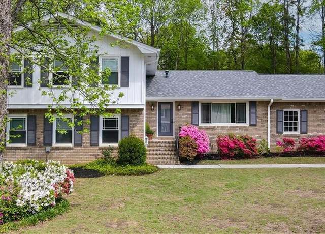 Property at 4841 Village North Ct, Atlanta, GA 30338, 4 beds, 2.5 baths