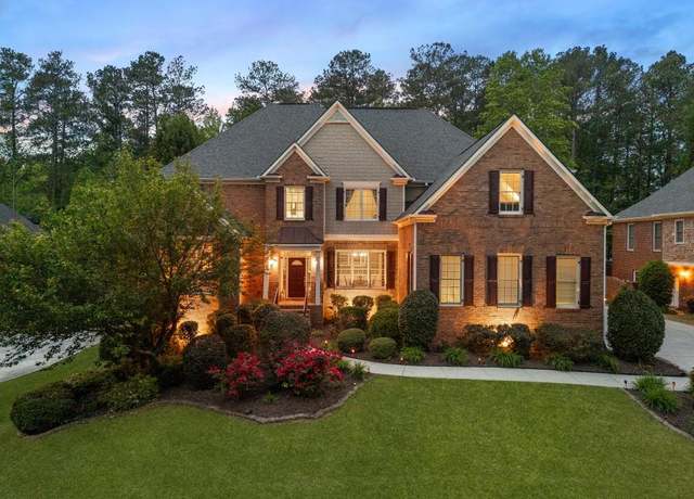Property at 2439 Huntington Park Dr NW, Acworth, GA 30101, 6 beds, 5.5 baths