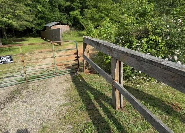 Property at 9667 Villa Rica Hwy N, Villa Rica, GA 30180