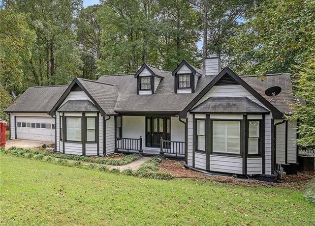 Property at 4902 Cedar Ct SE, Conyers, GA 30094, 3 beds, 2 baths