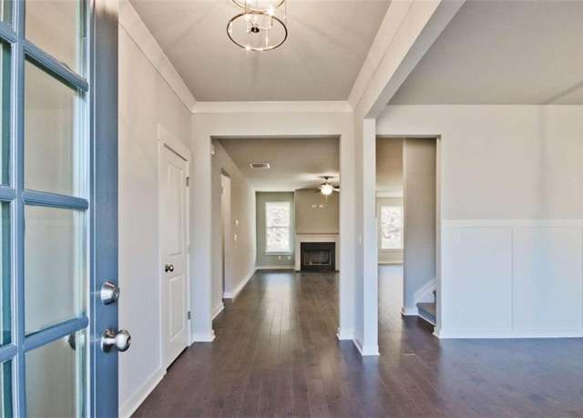 Property at 4063 Links Blvd, Jefferson, GA 30549, 4 beds, 3 baths