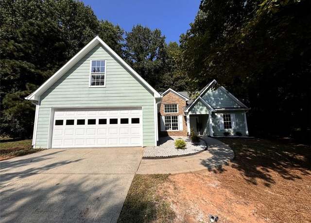 Property at 3360 Stratton Ln, Dacula, GA 30019, 3 beds, 2 baths