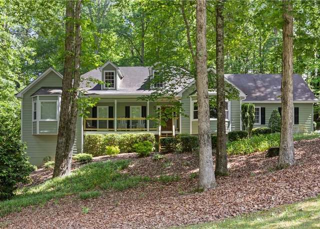 Property at 90 Lakeside Dr, Hiram, GA 30141, 4 beds, 3 baths